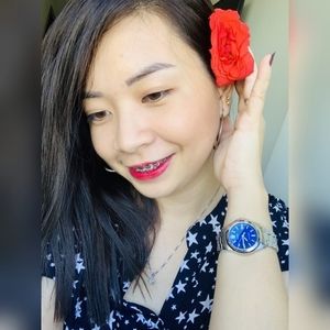 Meet your Posher, Dhes